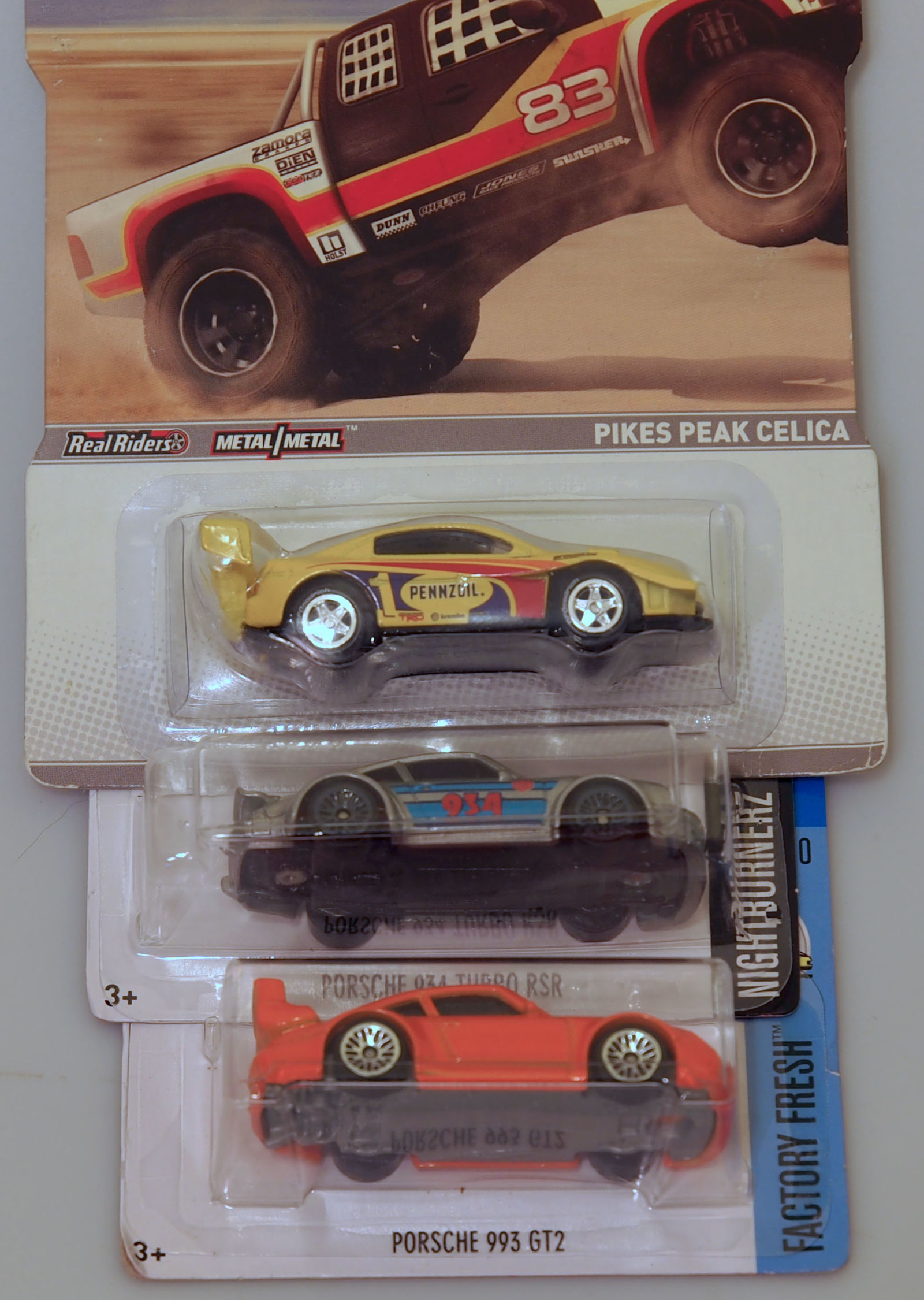 This box was mainly for the Pikes Peak Celica, but porsches are always welcome :D