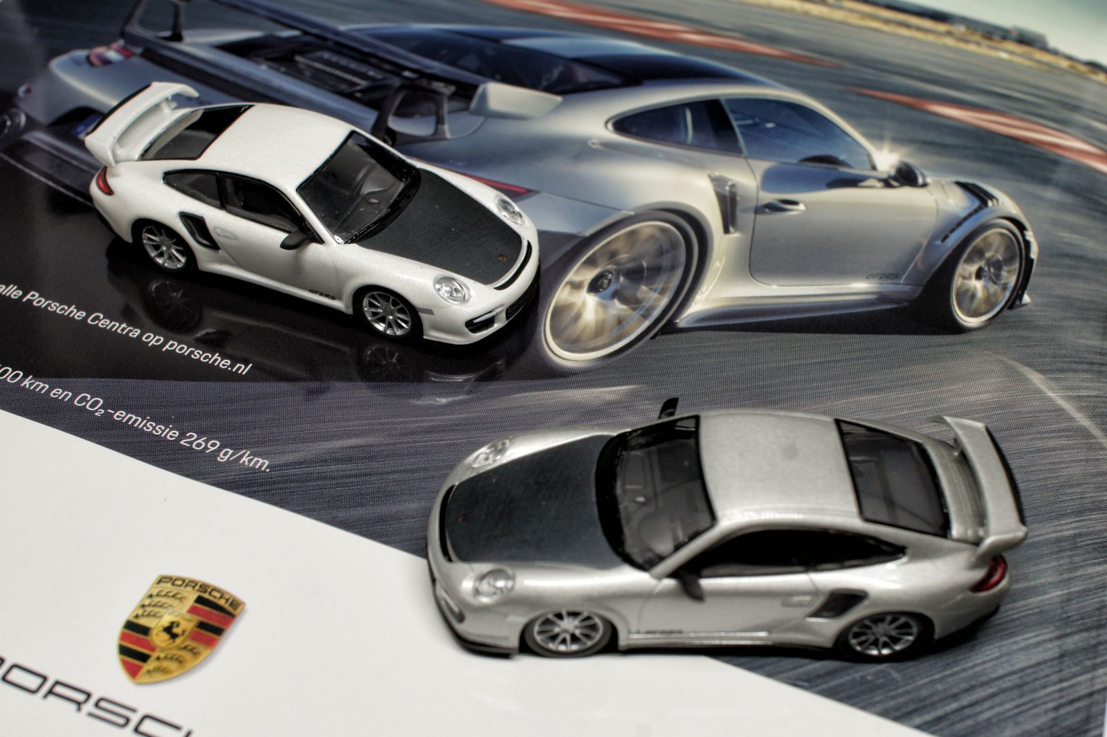Illustration for article titled Teutonic Tuesday: Mehr RennSport. Mit Turbo!