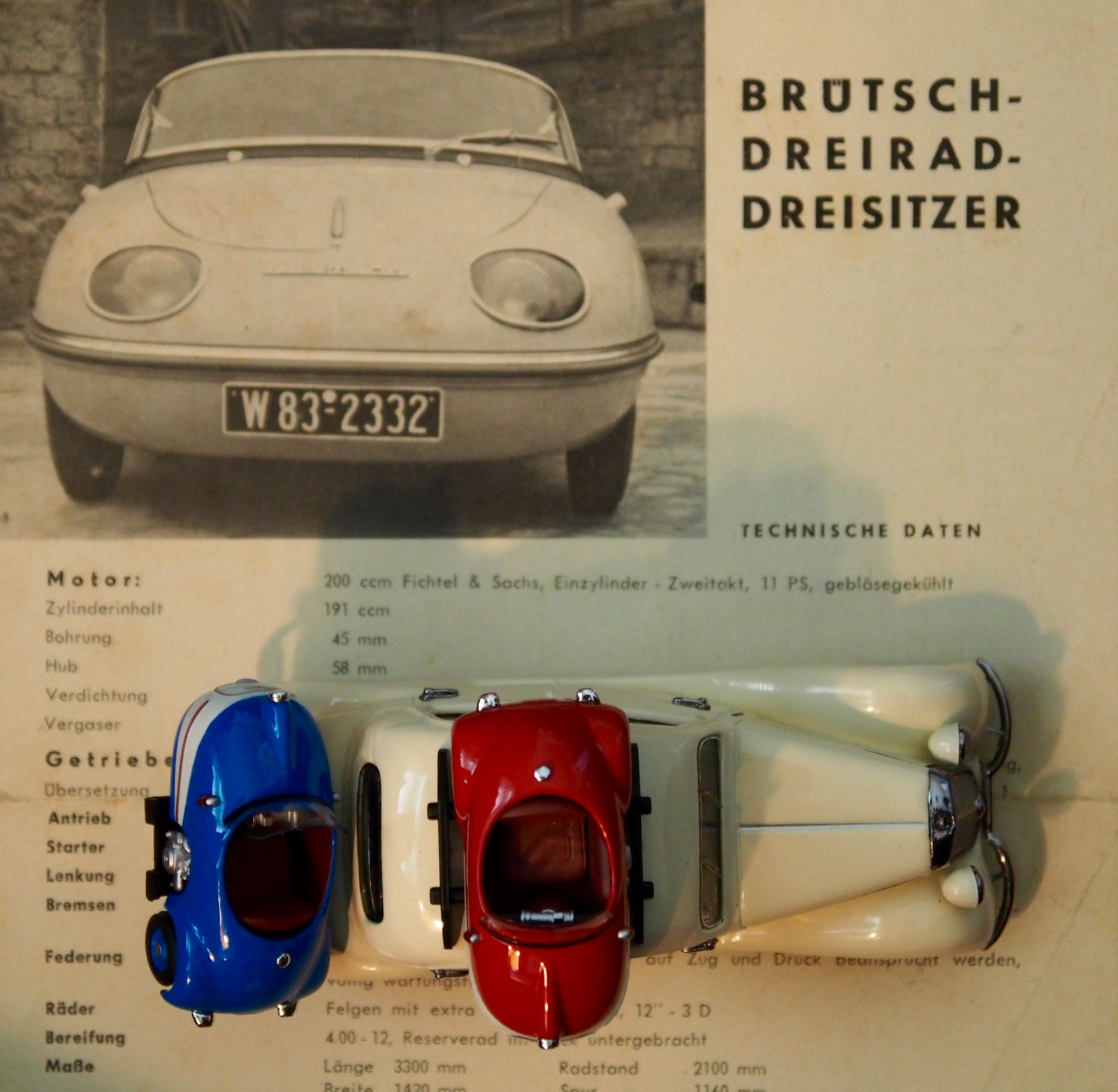 Illustration for article titled Engine Week Wild Card: 1+1+4 - Schuco Mercedes 170V And Brütsch Mopettas