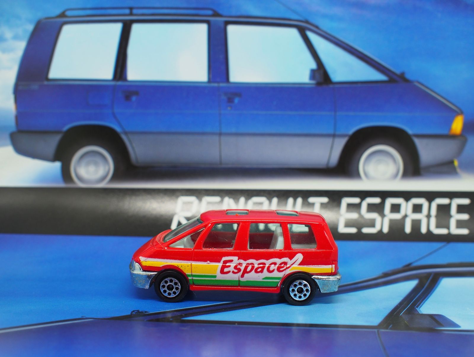 Illustration for article titled Radcast - Le Rad: Renault Espace By Novacar