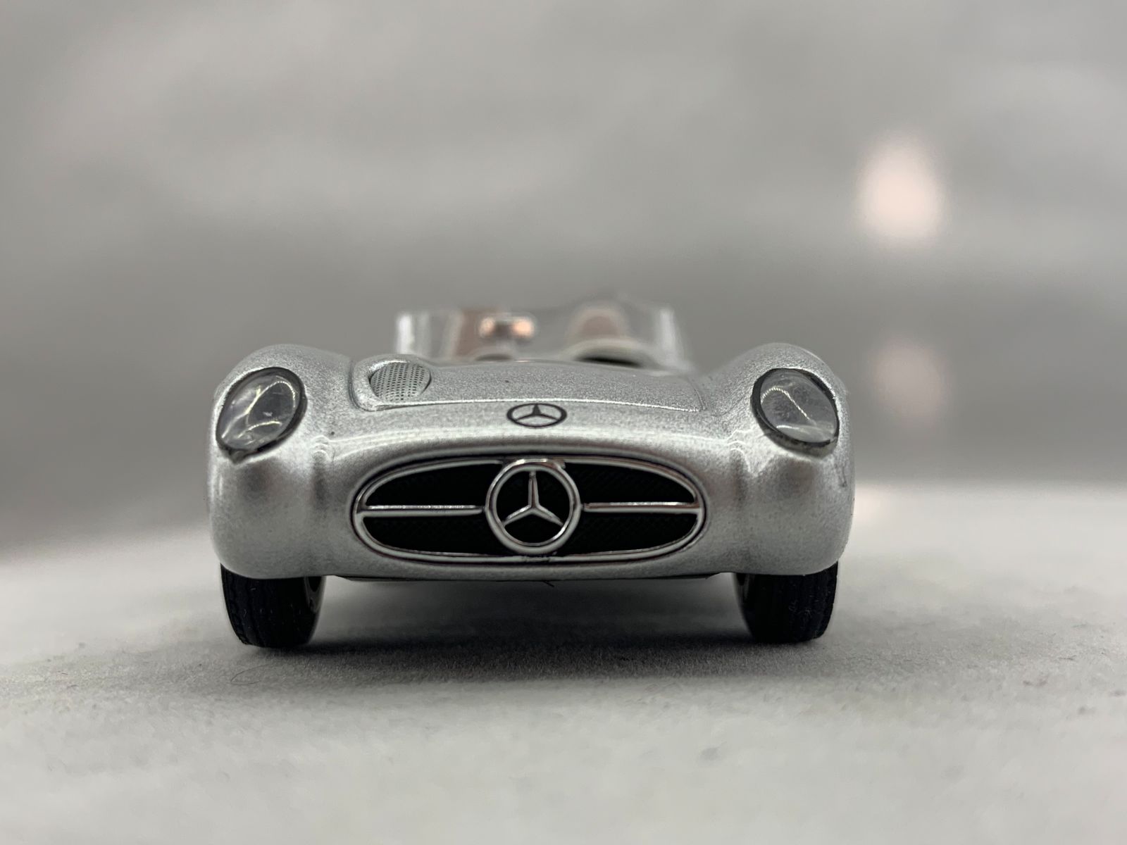 Illustration for article titled Car week ‘19: 1955 Mercedes-Benz 300 SLR
