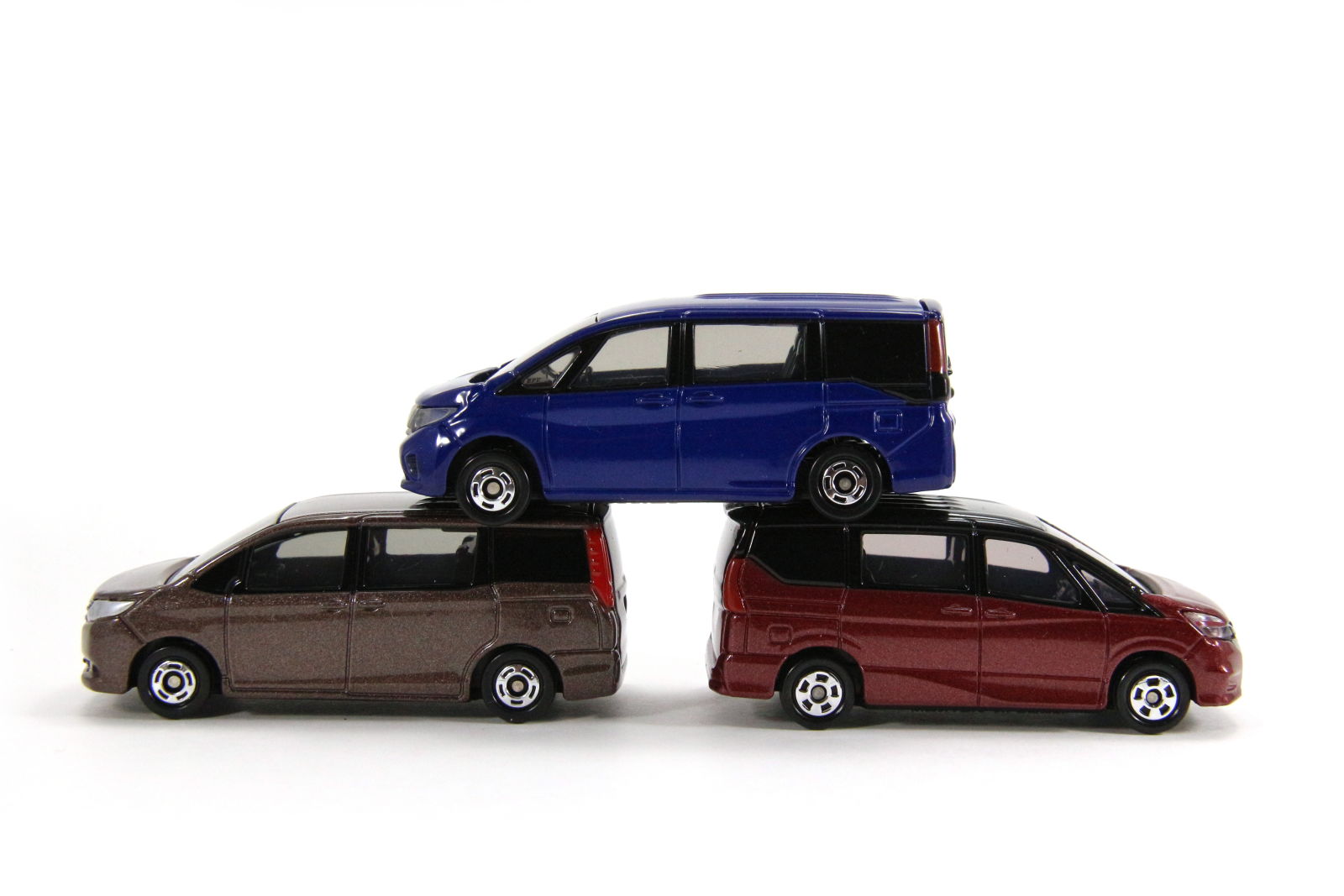 Illustration for article titled Land of the Rising Sunday: Minivans of Japan