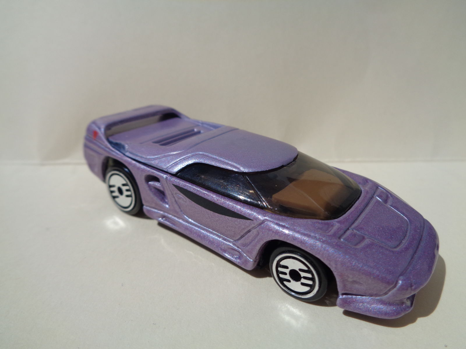 Illustration for article titled VECTOR W8 / VECTOR W8 CONVERTIBLE (CUSTOM) - BY HOT WHEELS