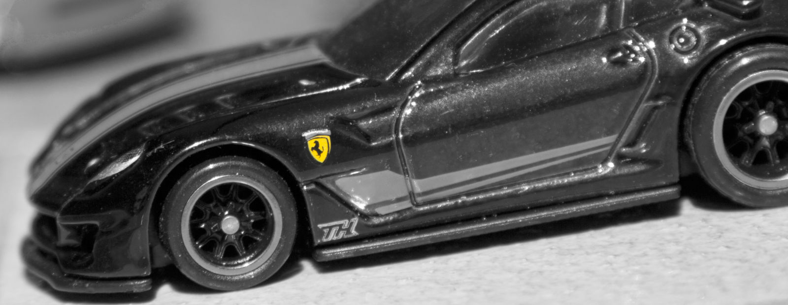 Illustration for article titled Ferrari Friday Photoshoot