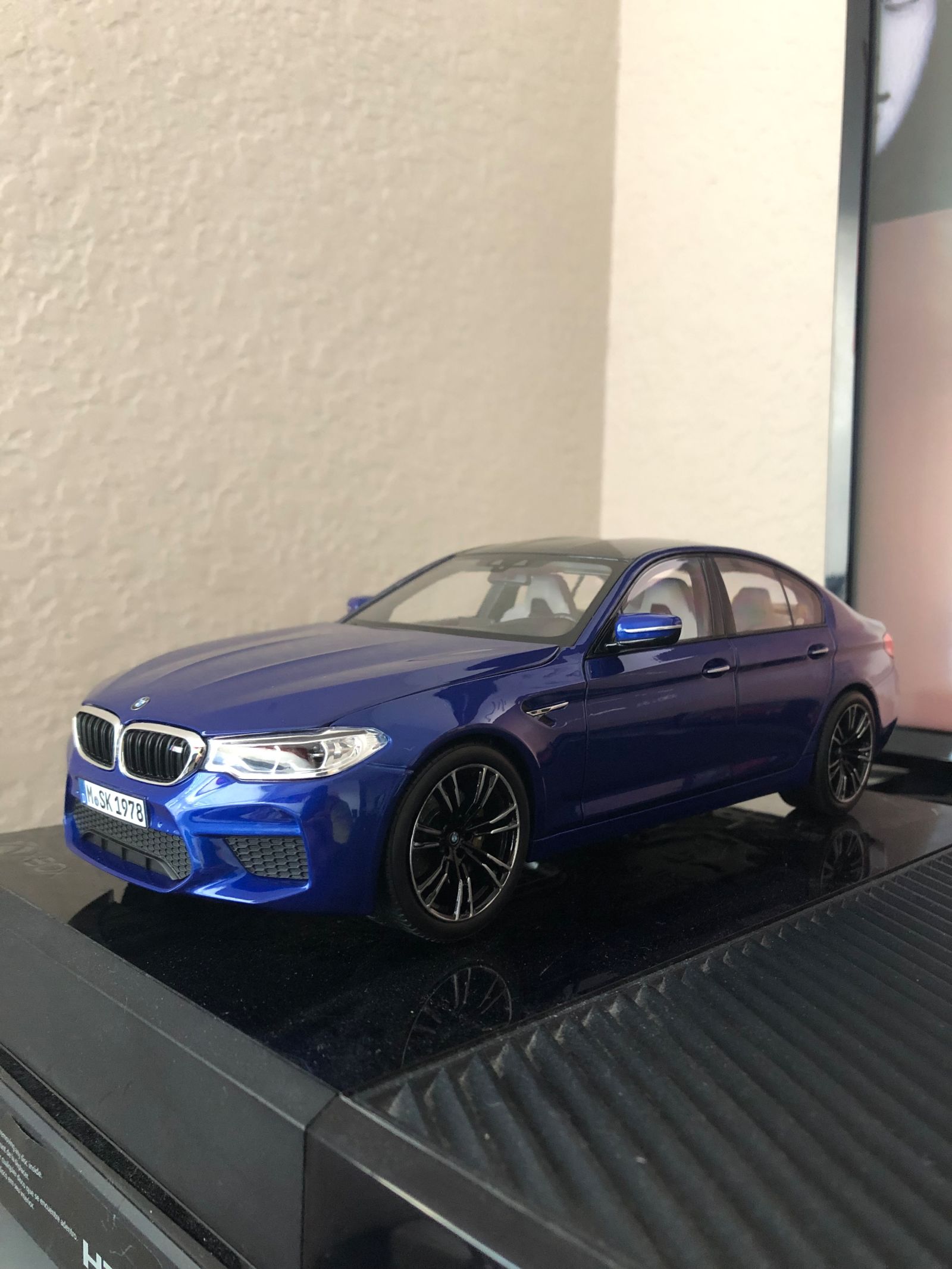Illustration for article titled Meet my new 1/18 Norev 2018 BMW M5 (F90)