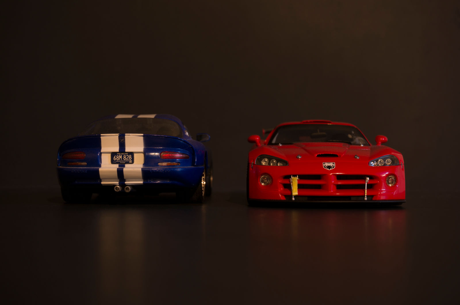 Illustration for article titled Generation Gap: 1:18 AUTOart Viper Competition Coupe