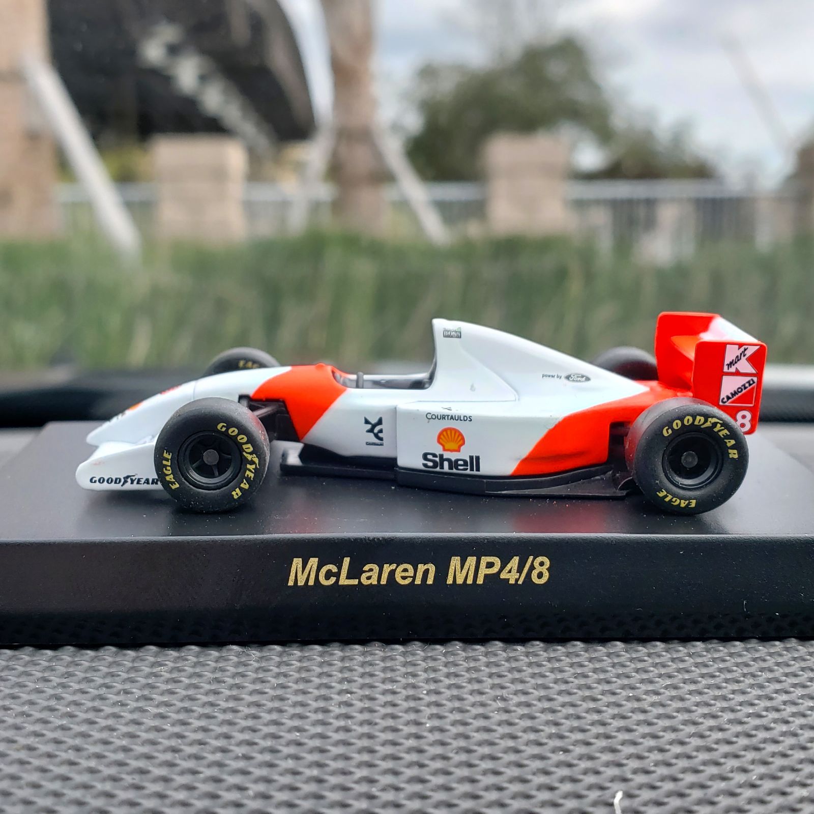 Illustration for article titled McLaren MP4/8: My first Kyosho purchaseem/em