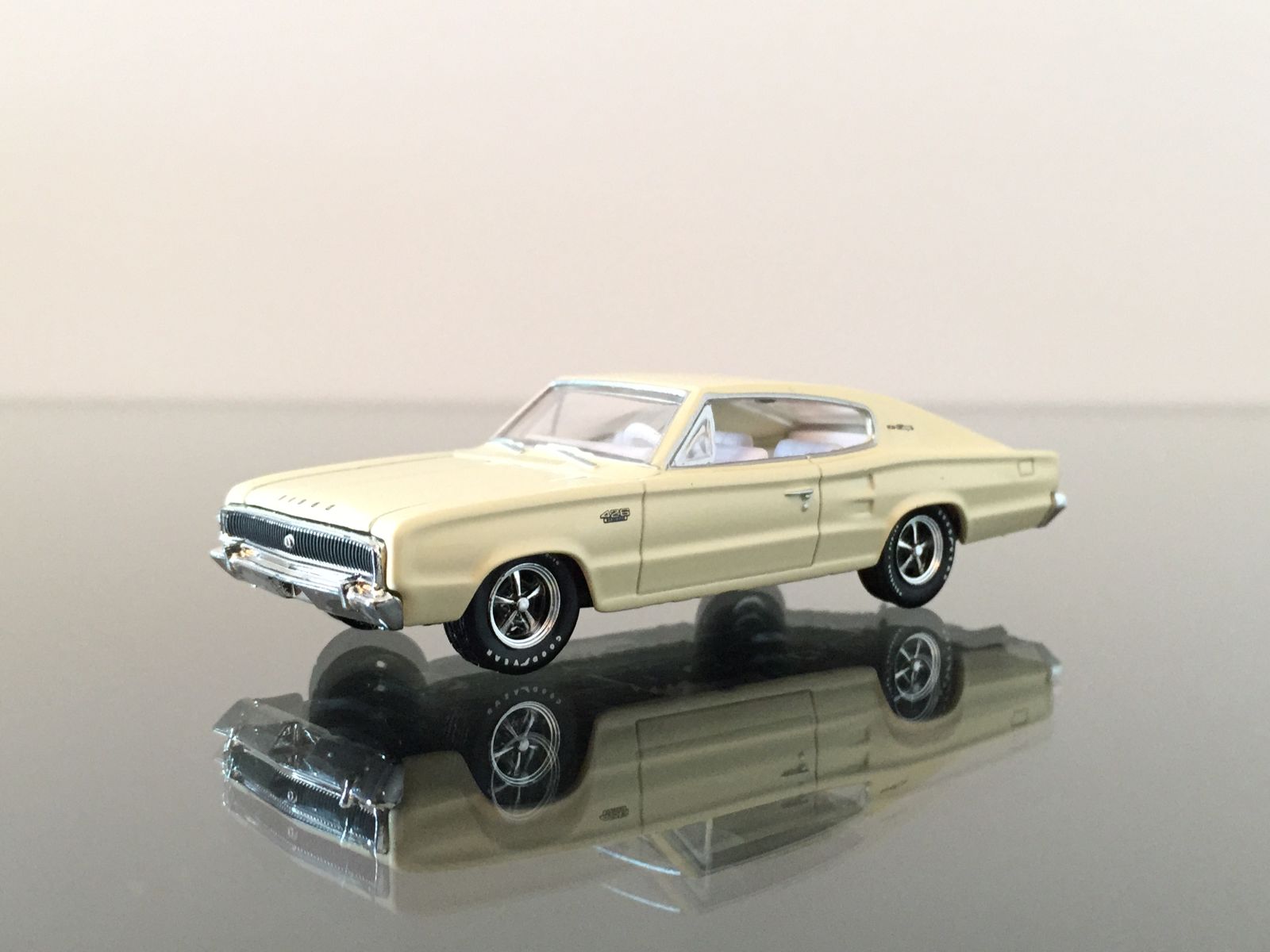Illustration for article titled Video Review: M2 Machines 1:64 Scale 66 Dodge Charger Hemi