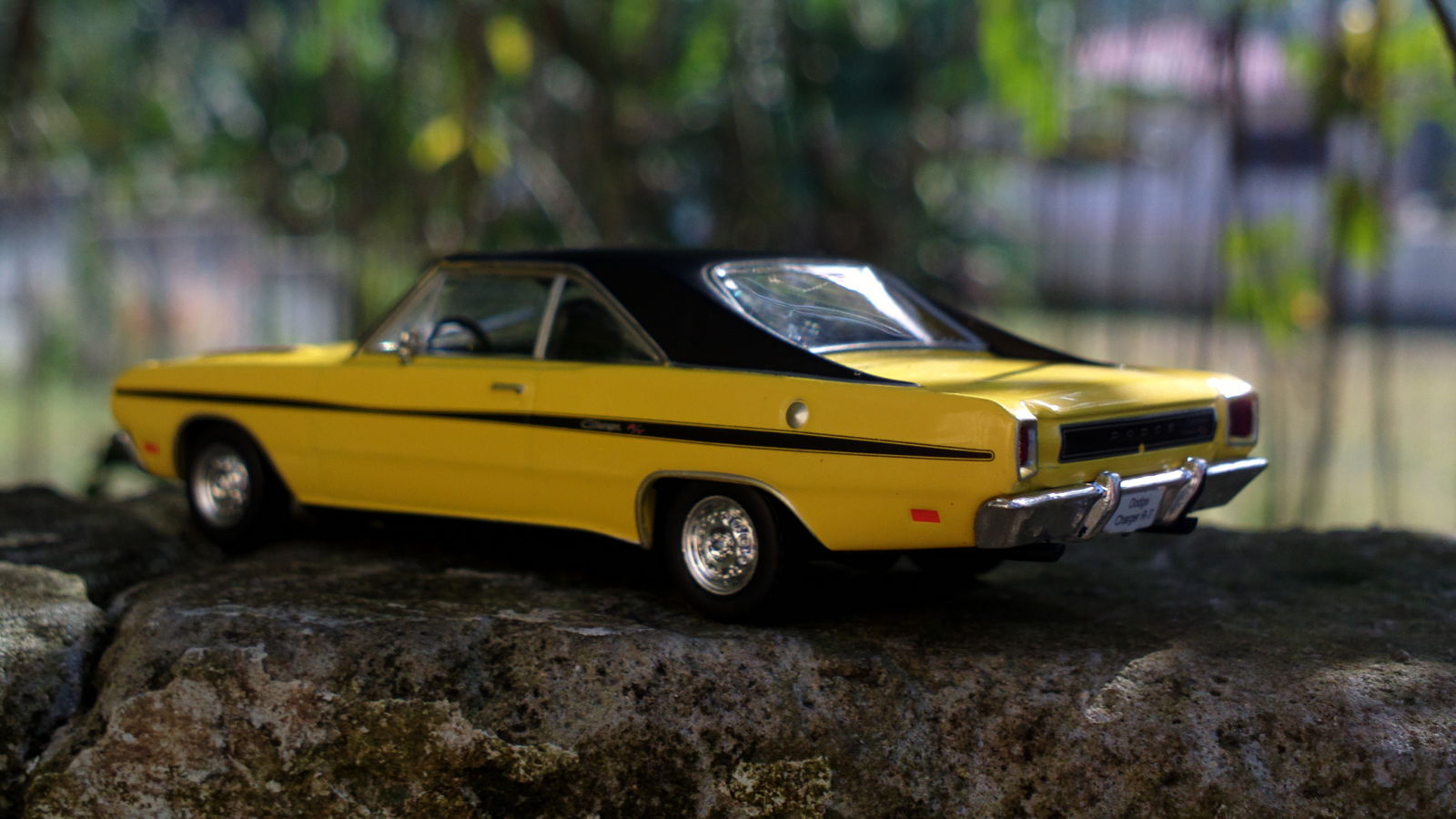 Illustration for article titled Feijoada Friday - 1975 Dodge Charger R/T