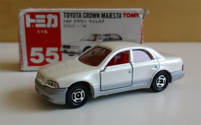 Illustration for article titled [REVIEW] Tomica Toyota Crown Majesta