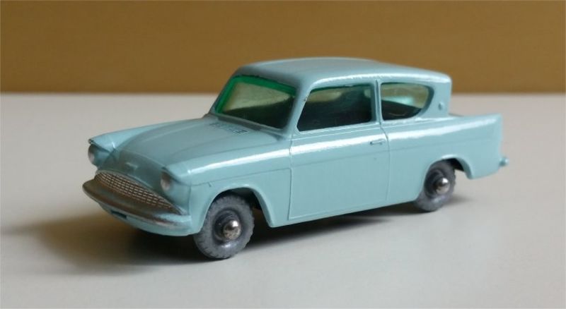 Illustration for article titled [REVIEW] Lesney Matchbox Ford Anglia