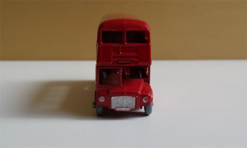 Illustration for article titled [REVIEW] Lesney Matchbox AEC Routemaster Bus