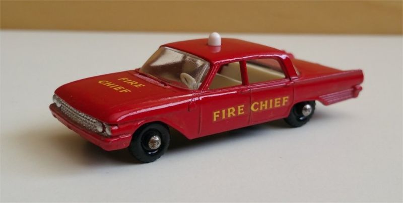 Illustration for article titled [REVIEW] Lesney Matchbox Ford Fairlane Fire Chiefs Car