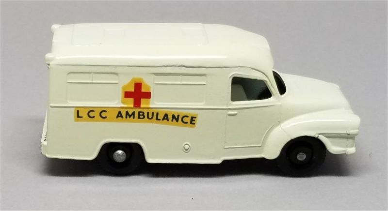Illustration for article titled [REVIEW] Lesney Matchbox Bedford Lomas Ambulance