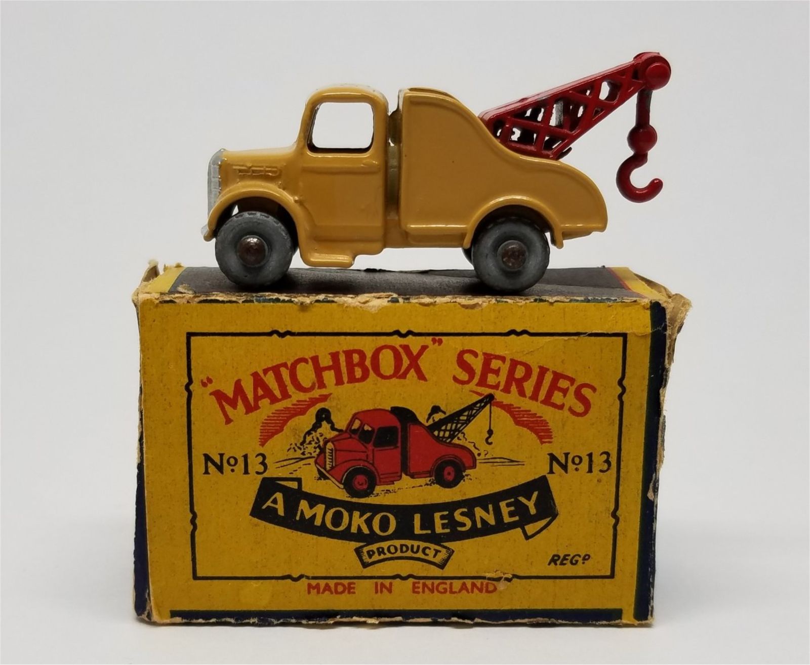 Illustration for article titled [REVIEW] Lesney Matchbox Bedford Wreck Truck
