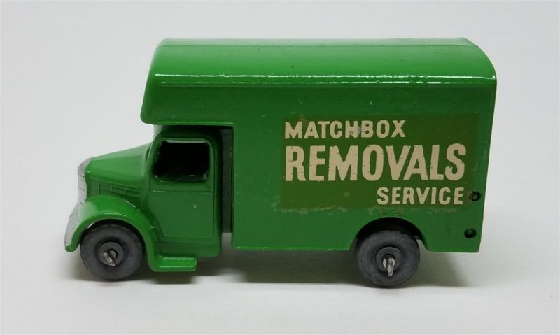 Illustration for article titled [REVIEW] Lesney Matchbox Bedford Removals Van
