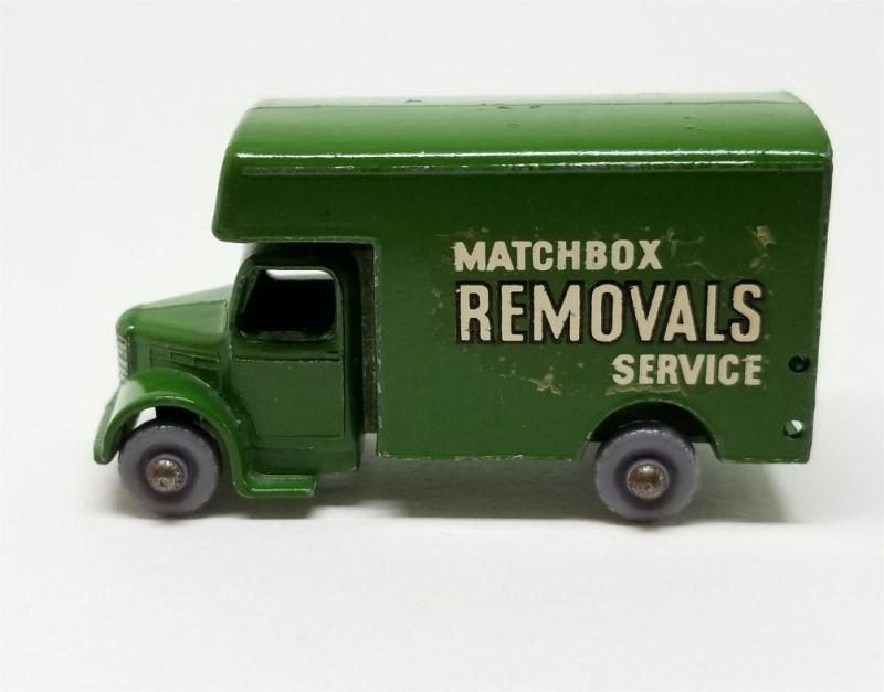 Illustration for article titled [REVIEW] Lesney Matchbox Bedford Removals Vanem/em