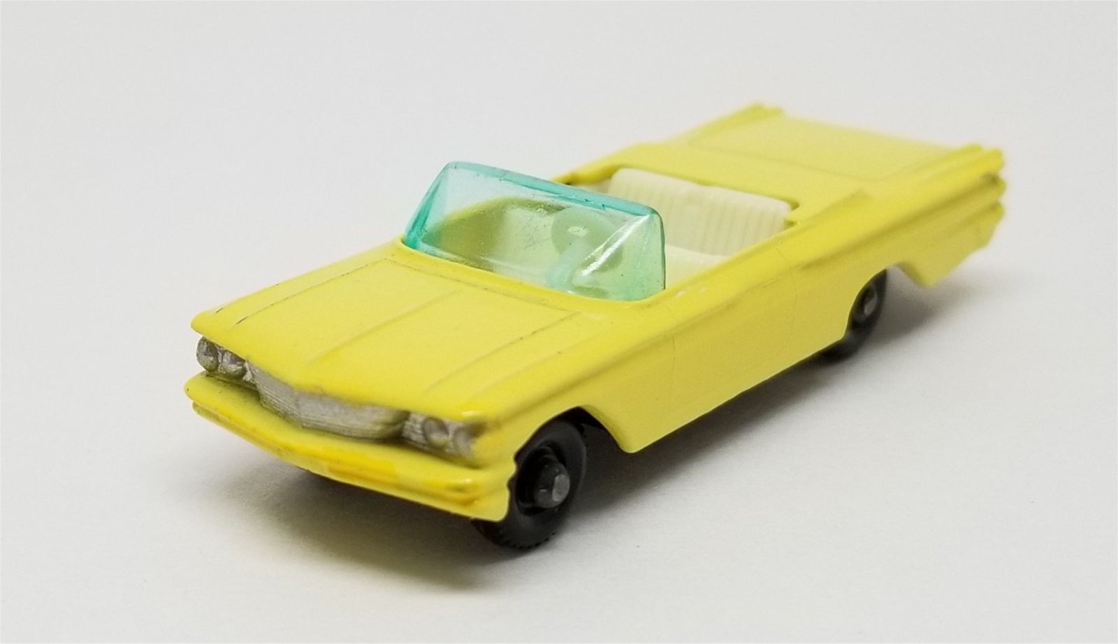 Illustration for article titled [REVIEW] Lesney Matchbox Pontiac Convertible