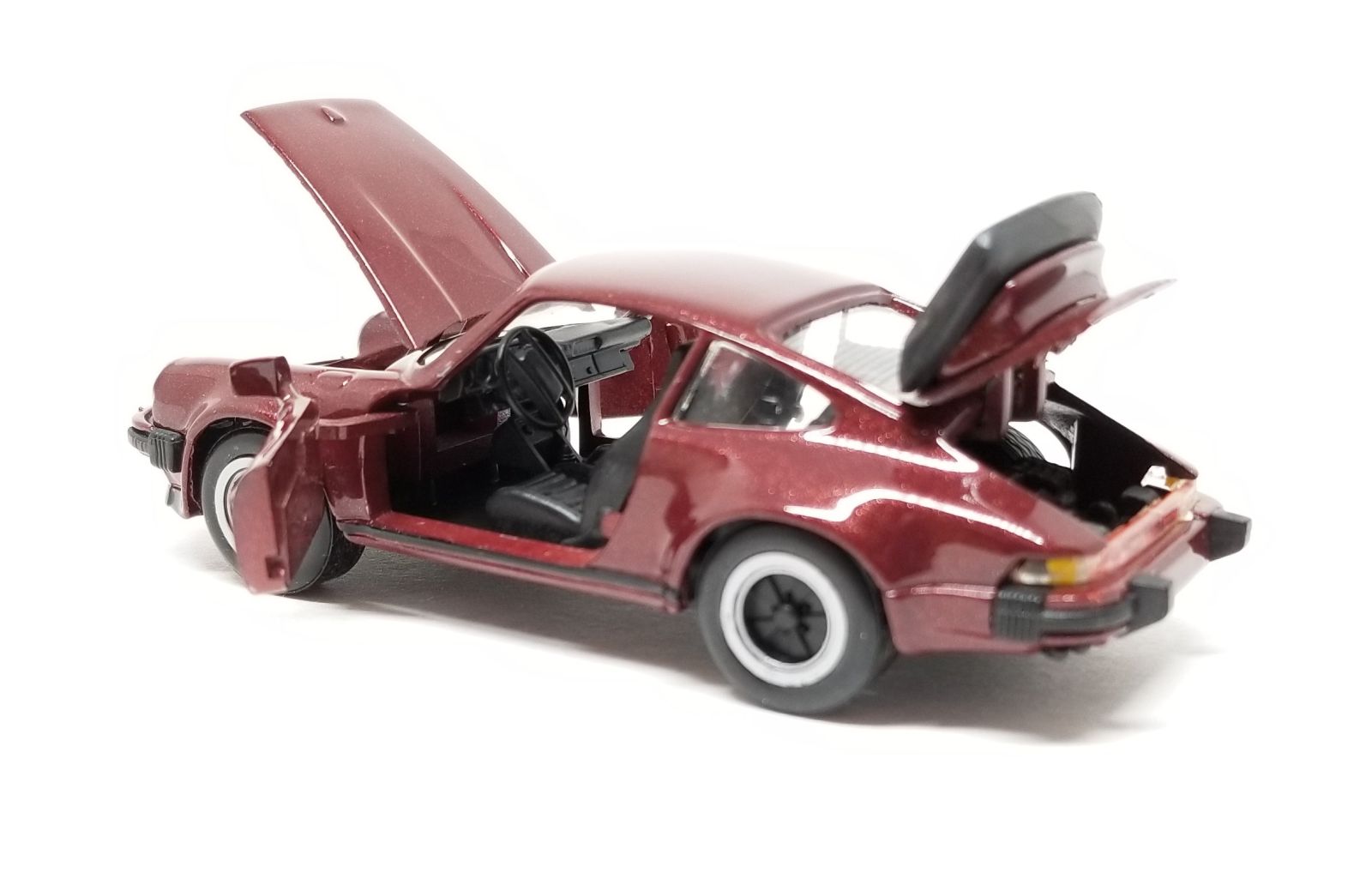 Illustration for article titled LaLD Engine Week: NZG Porsche 911 Turbo