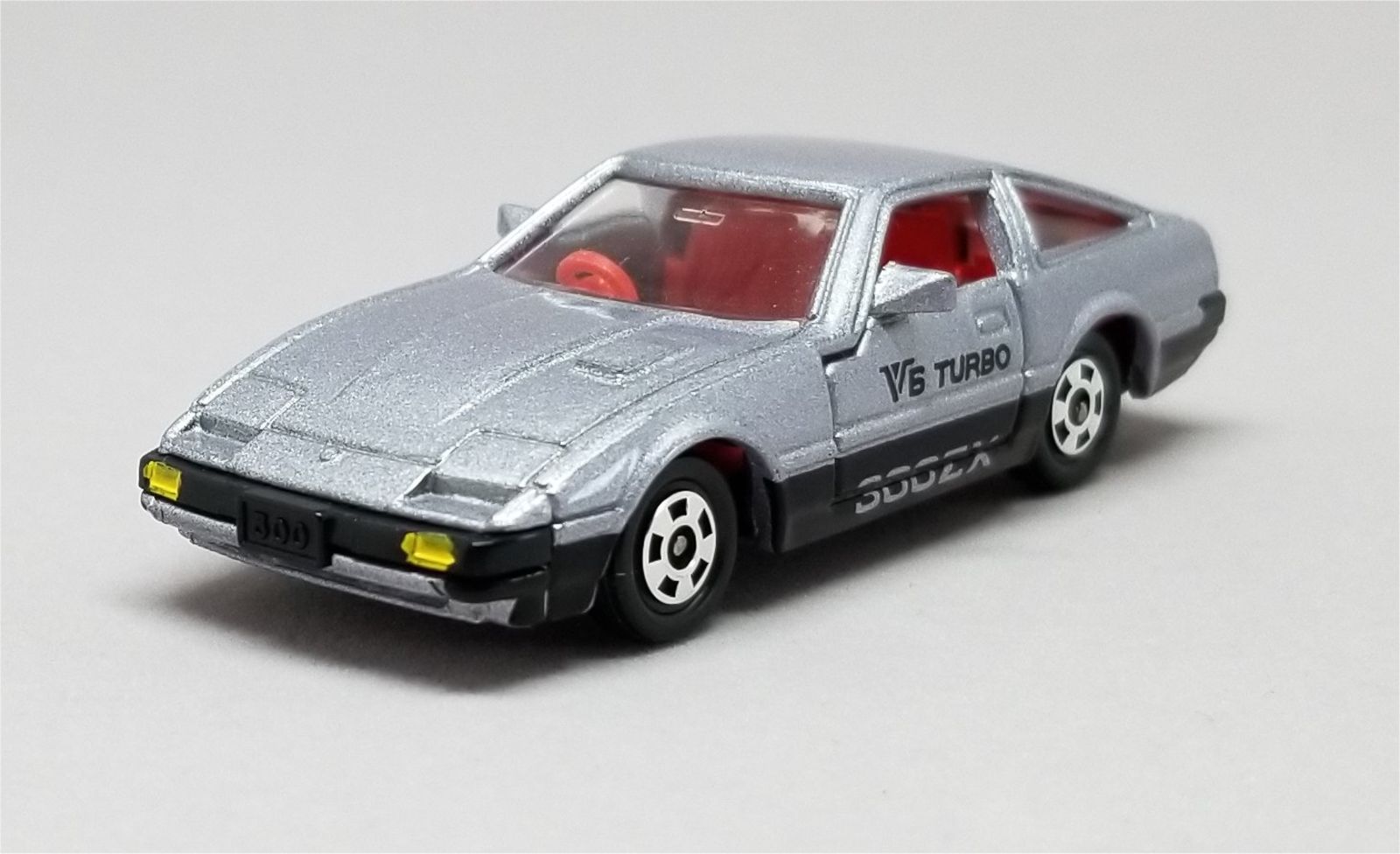 Illustration for article titled [REVIEW] Tomica Nissan Fairlady Z 300ZX