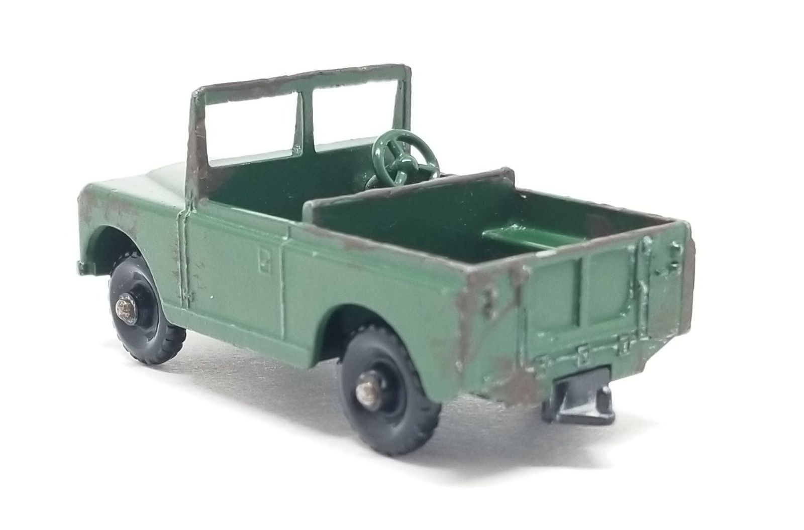 Illustration for article titled [REVIEW] Lesney Matchbox Land Rover Series II