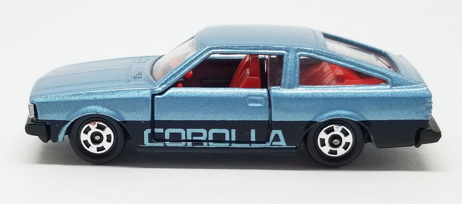 Illustration for article titled [REVIEW] Tomica Toyota Corolla Levin