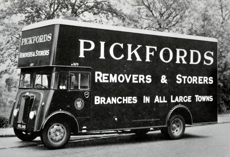 Illustration for article titled [REVIEW] Lesney Matchbox Pickford Removal Van