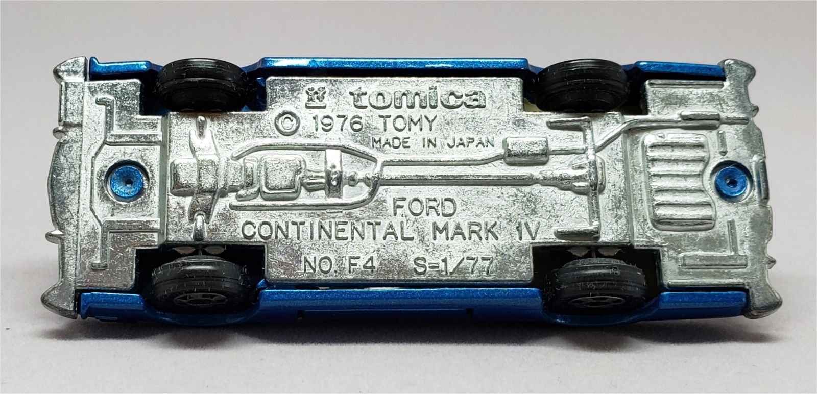 Illustration for article titled [REVIEW] Tomica Ford Continental Mark IV
