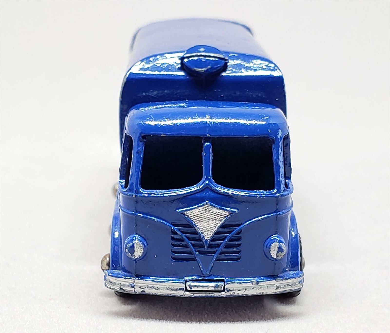 Illustration for article titled [REVIEW] Lesney Matchbox Foden Sugar Container - another one