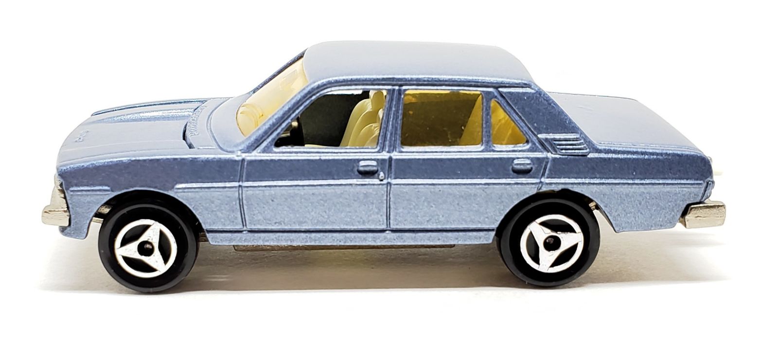 Illustration for article titled [REVIEW] Majorette Peugeot 604