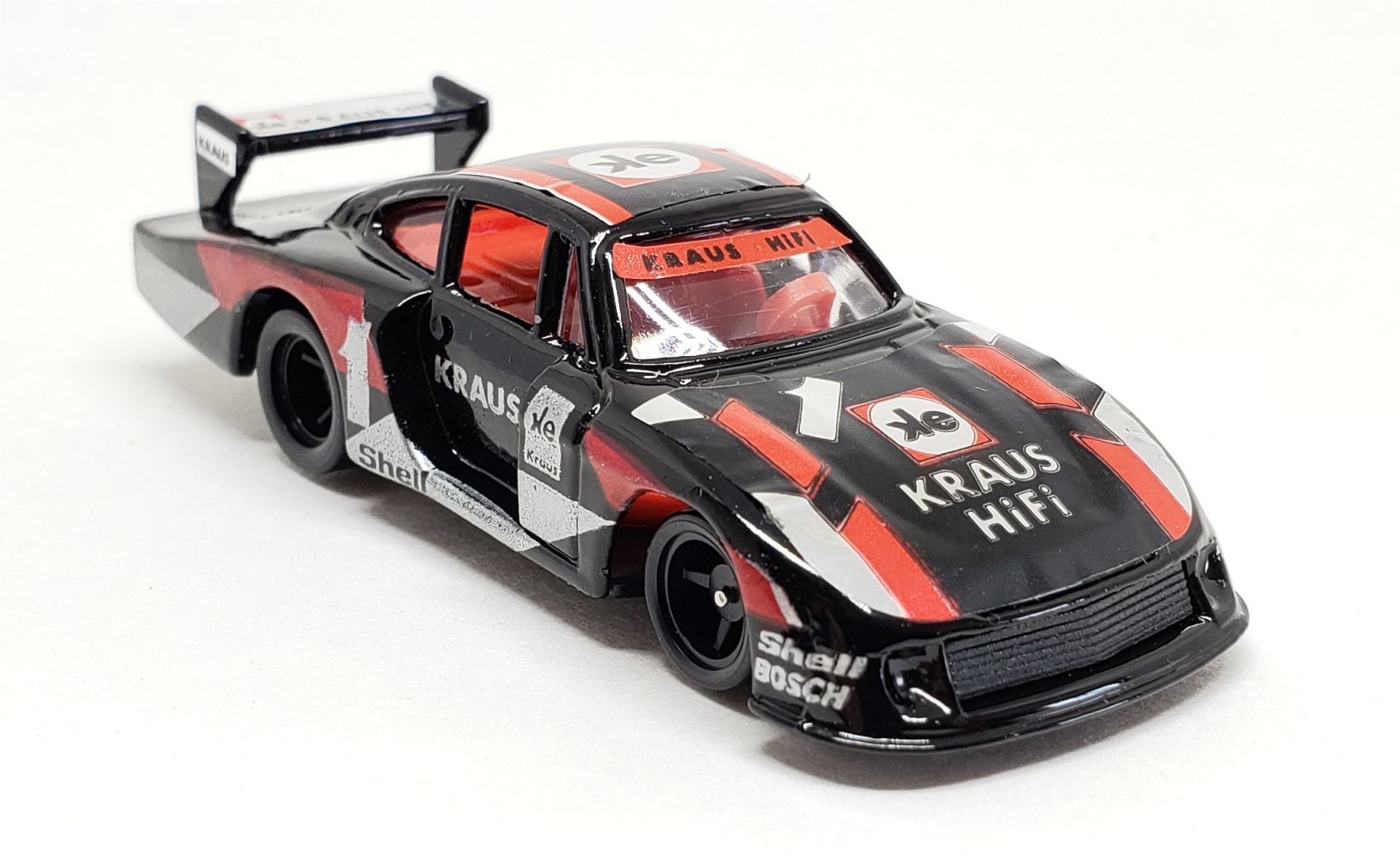 Illustration for article titled [REVIEW] Tomica Porsche 935 - 78 Turbo