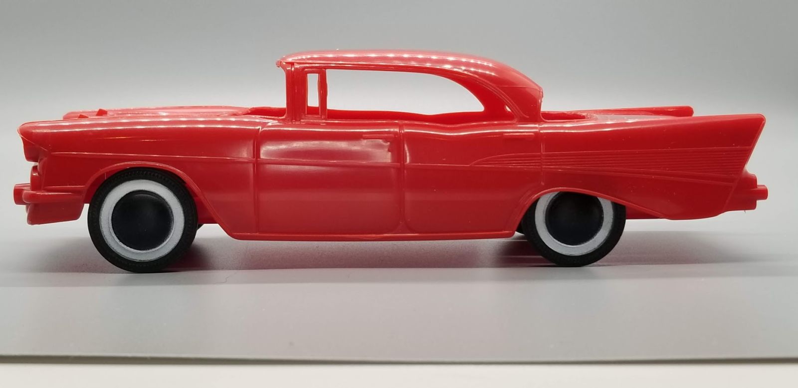 Illustration for article titled 1/24: 1957 Chevy 4-door Hard Top