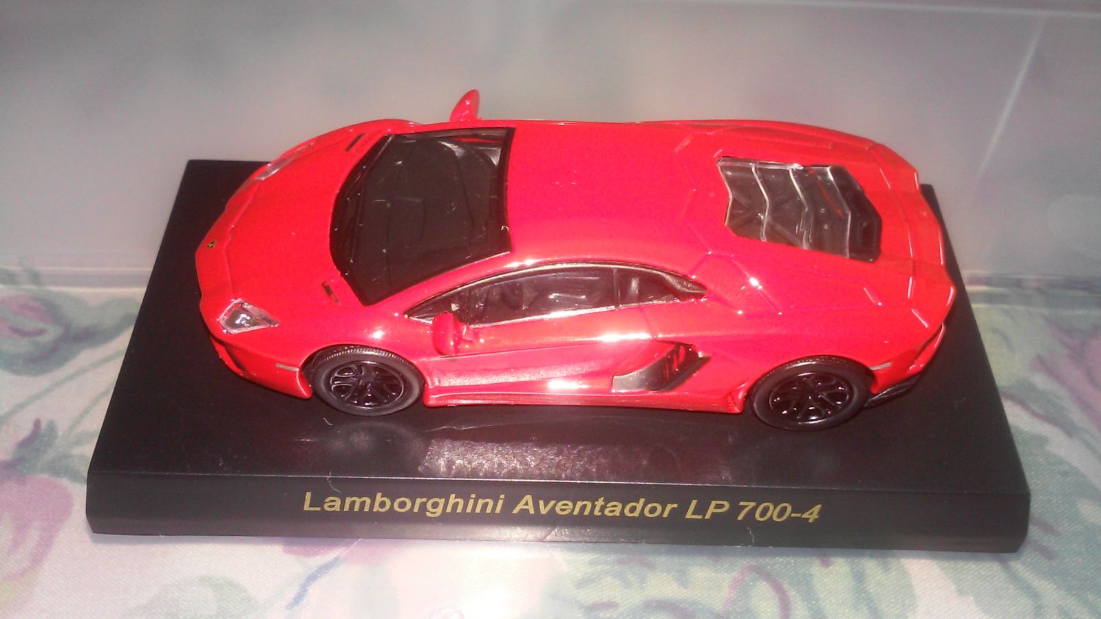 Illustration for article titled Kyosho 1/64 Lamborghini Aventador