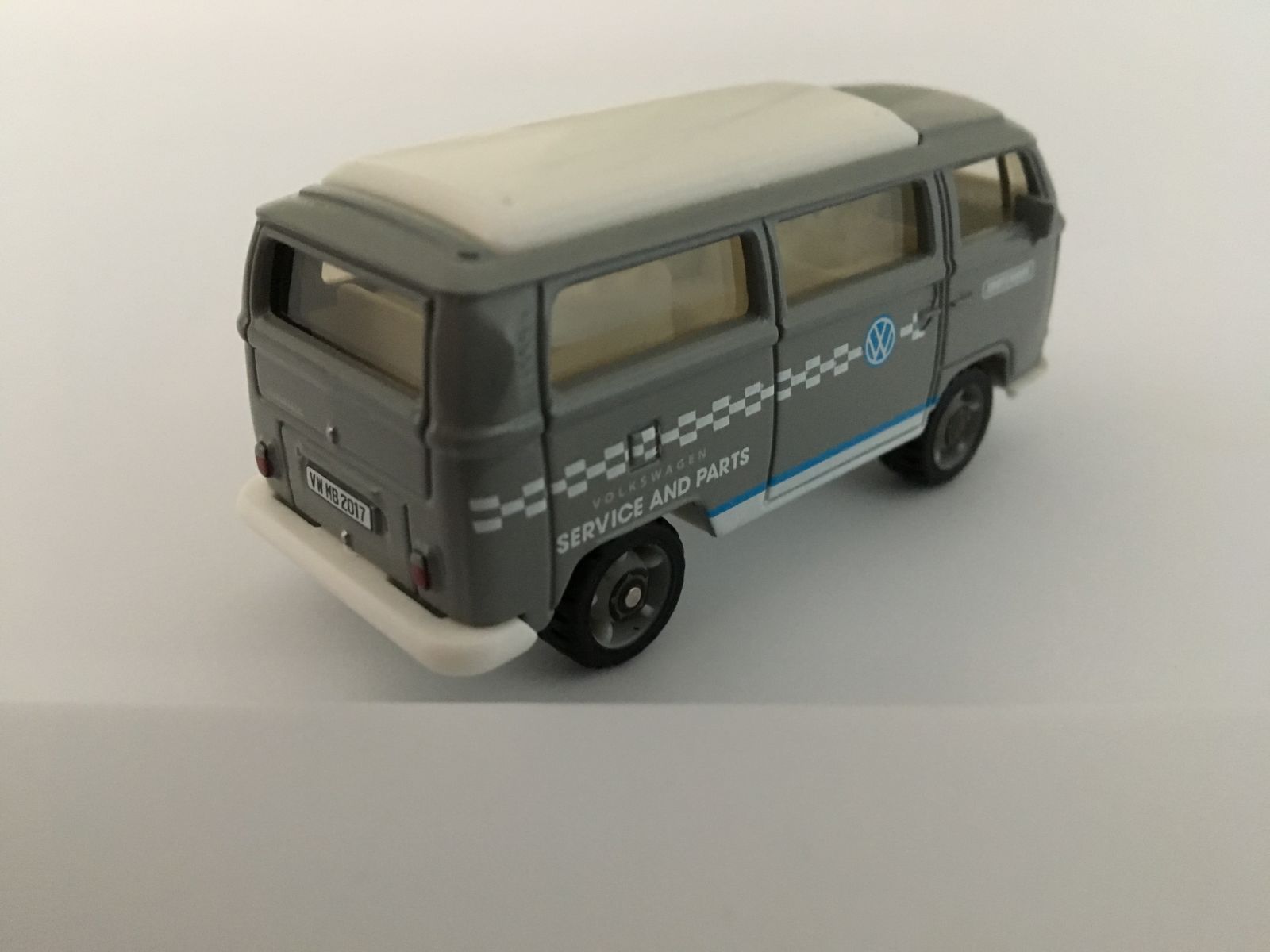 Illustration for article titled VW T2 Bus