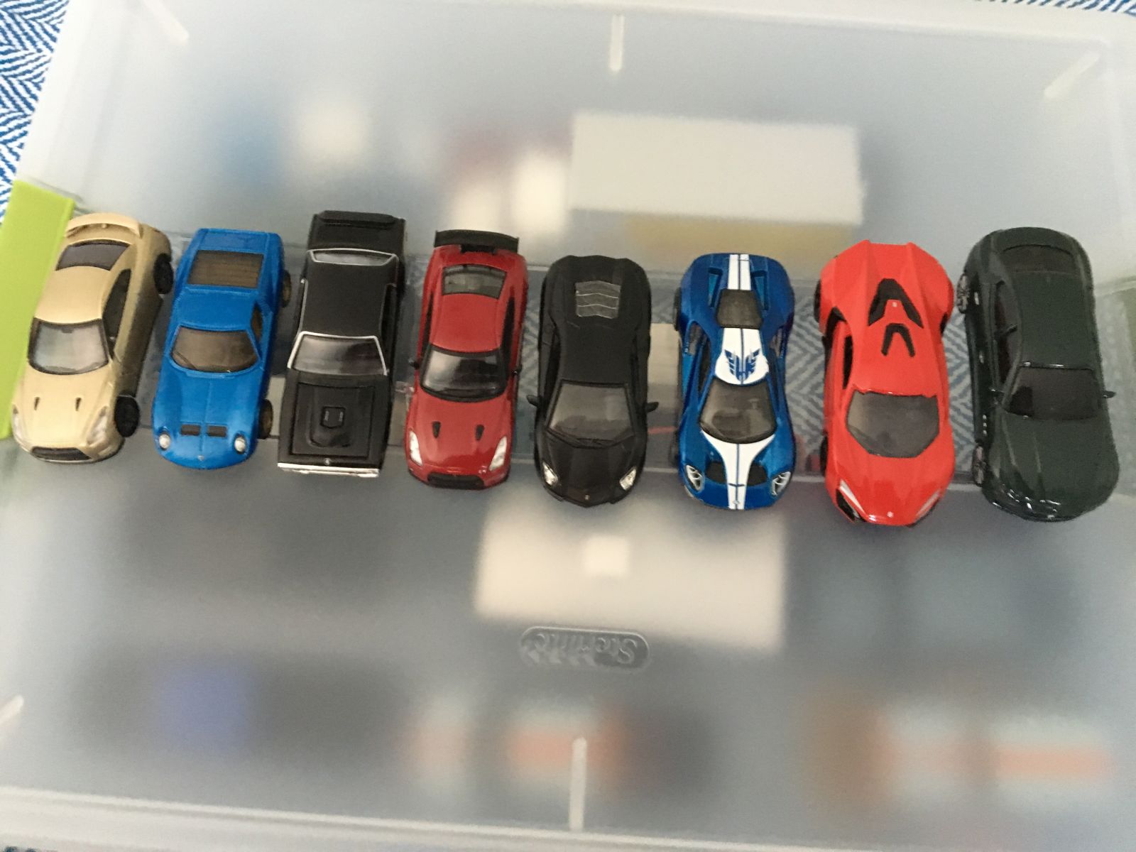 Illustration for article titled I wanted to see how Jadas 1:55 Lykan fits with the other cars.