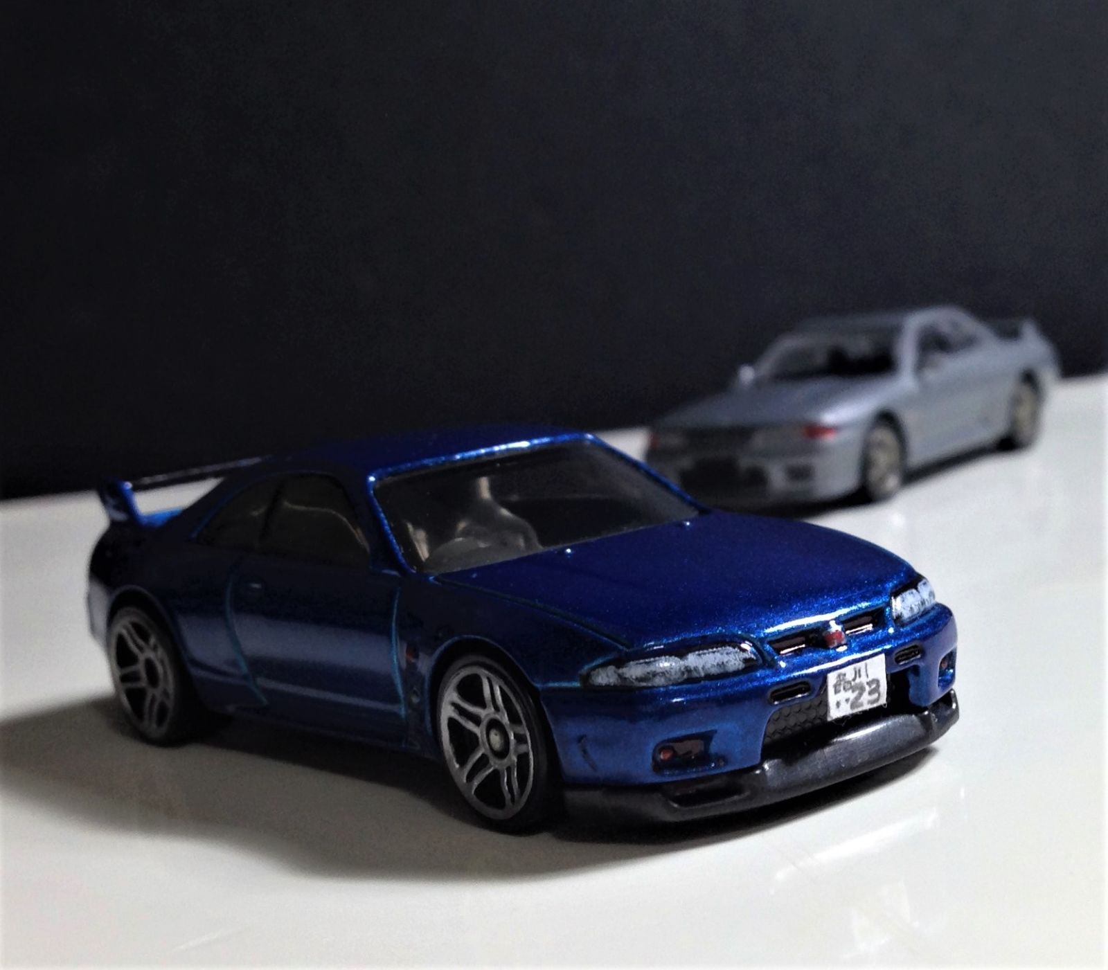 Featuring R32