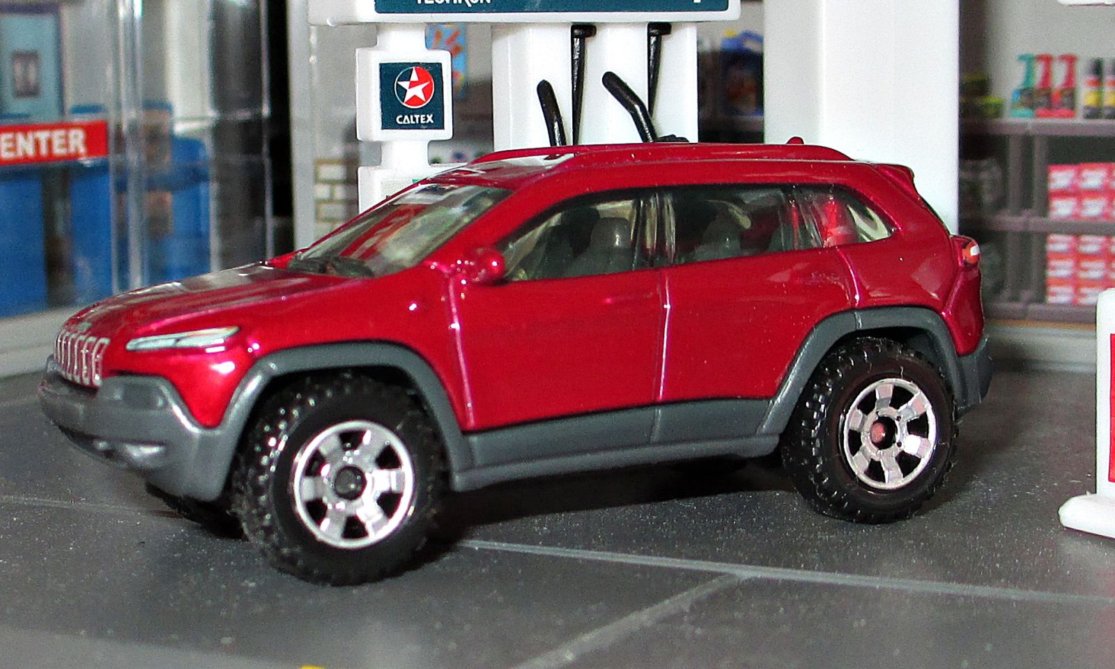 Illustration for article titled New MBX Jeep Cherokee Trailhawk  Others
