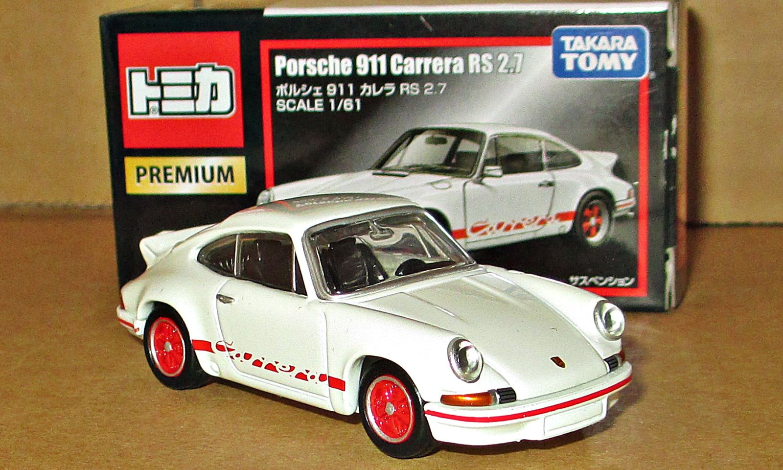 Illustration for article titled Teutonic Tuesday: A first look at the Tomica Porsche 911 Carrera RS 2.7