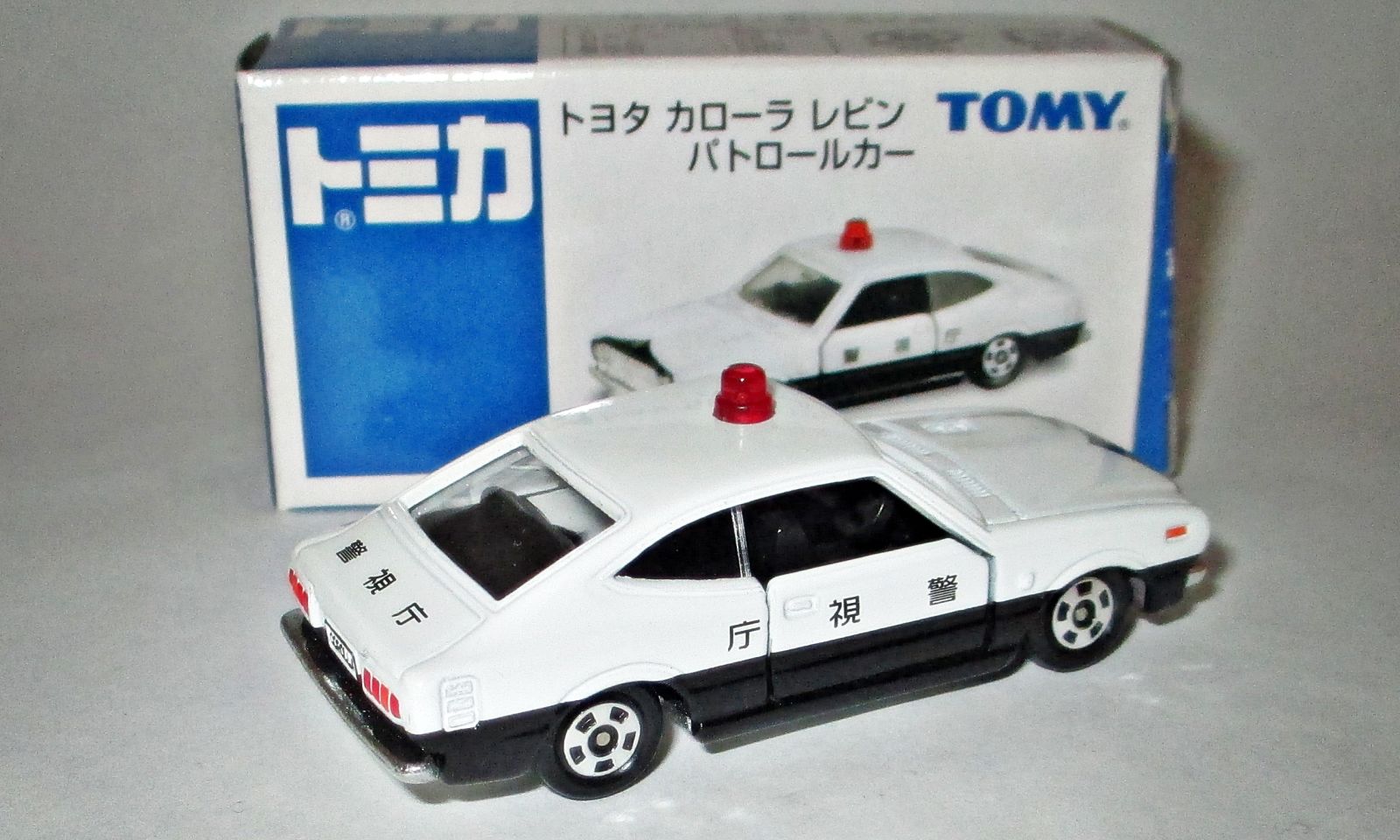 Illustration for article titled Hour Rule: Tomica Toyota Corolla Levin Patrol Car