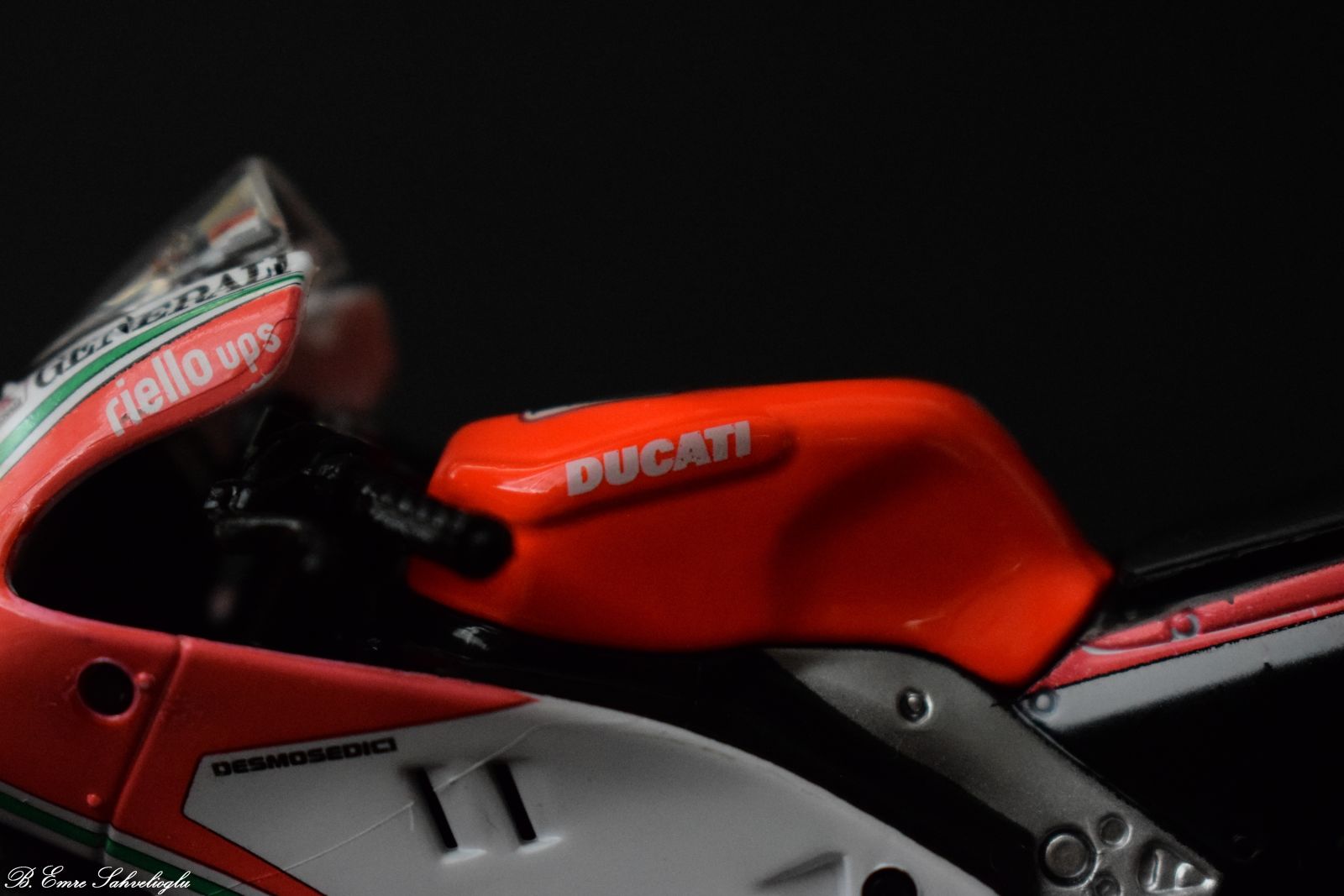 Illustration for article titled MotoGP 2012 - Nicky Haydens Ducati