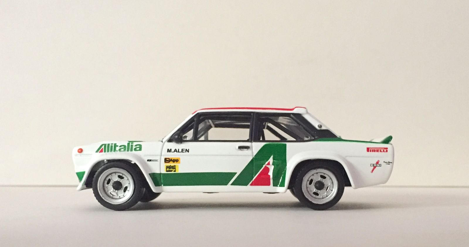 Illustration for article titled Spaghetti Sunday - Fiat 131 Abarth 1/43 by Burago