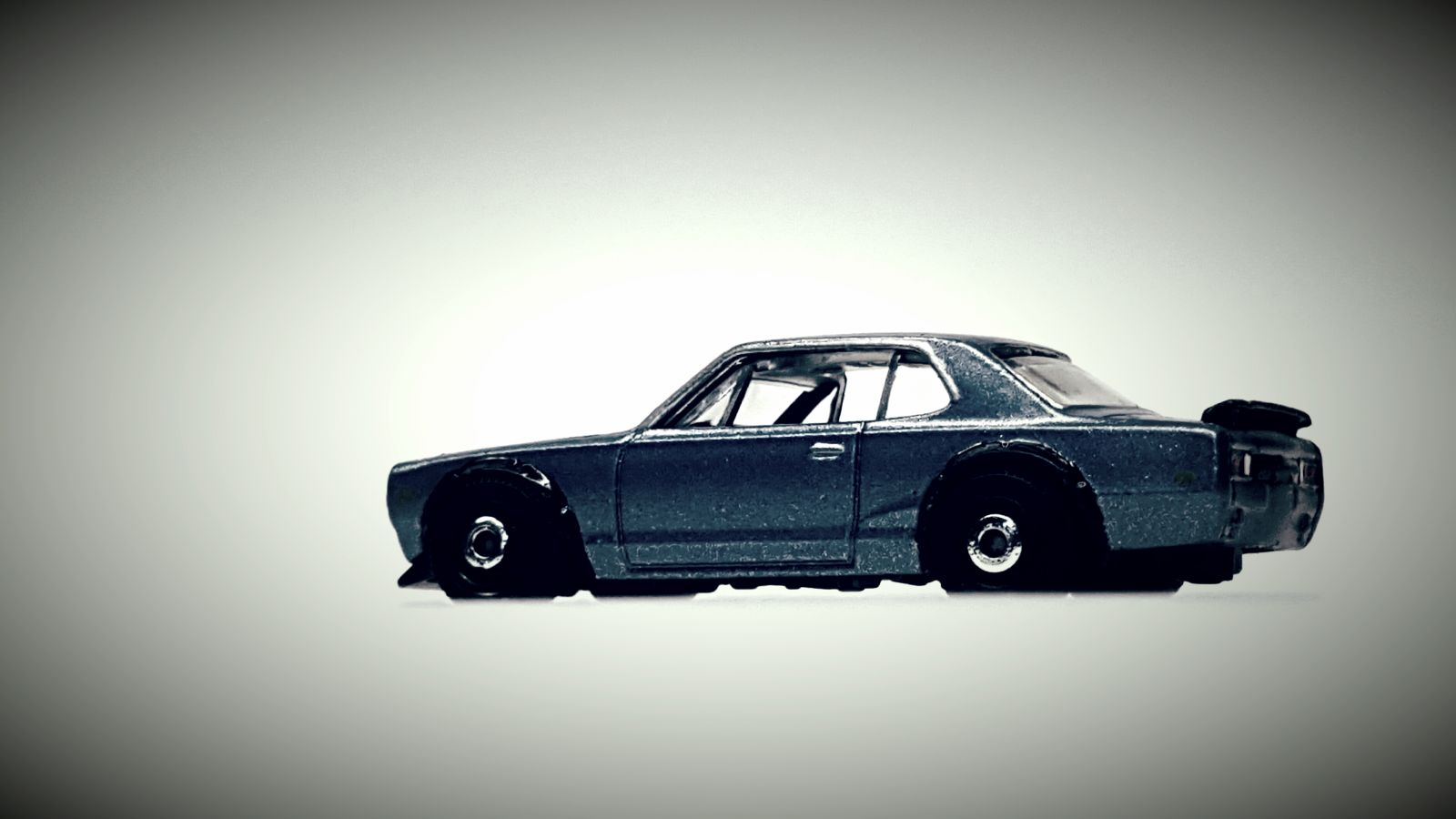 Illustration for article titled Long time, no post. A CUSTOM Skyline 2000 GT-R!!!