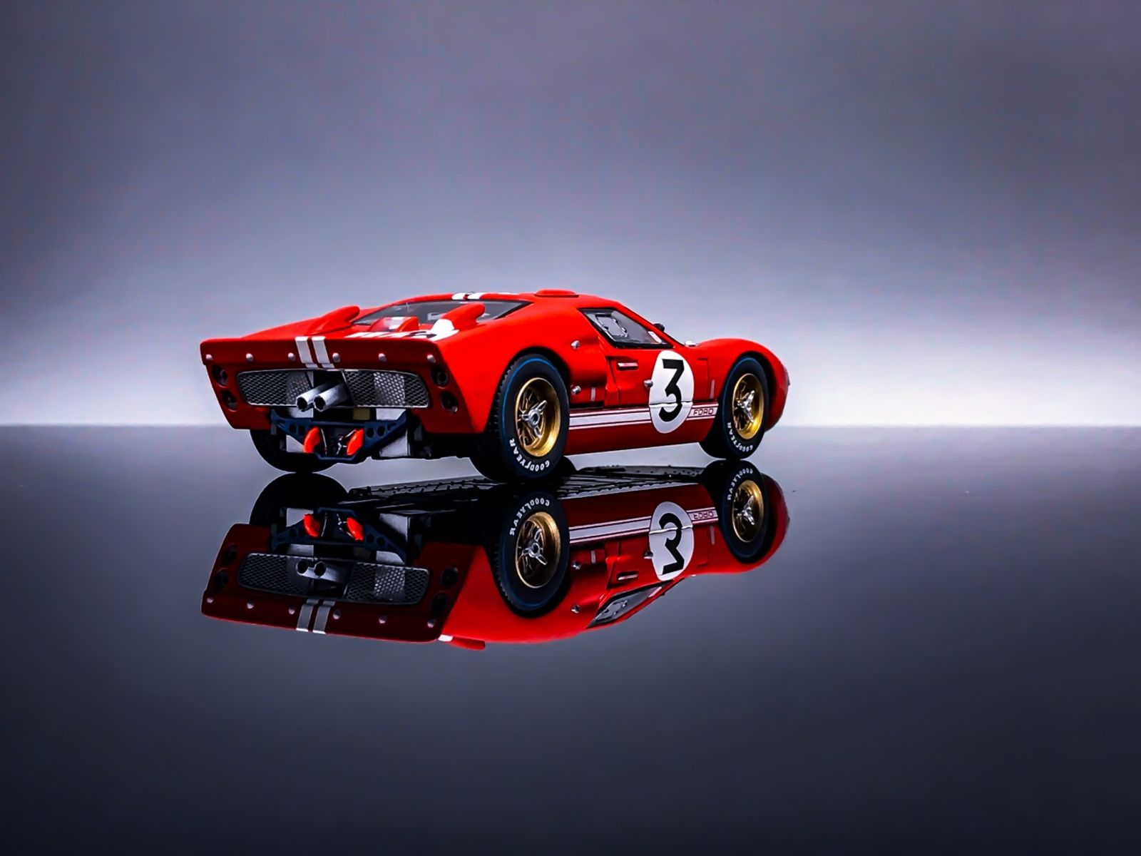 Illustration for article titled Le Mans (Part1) - Ford GT40