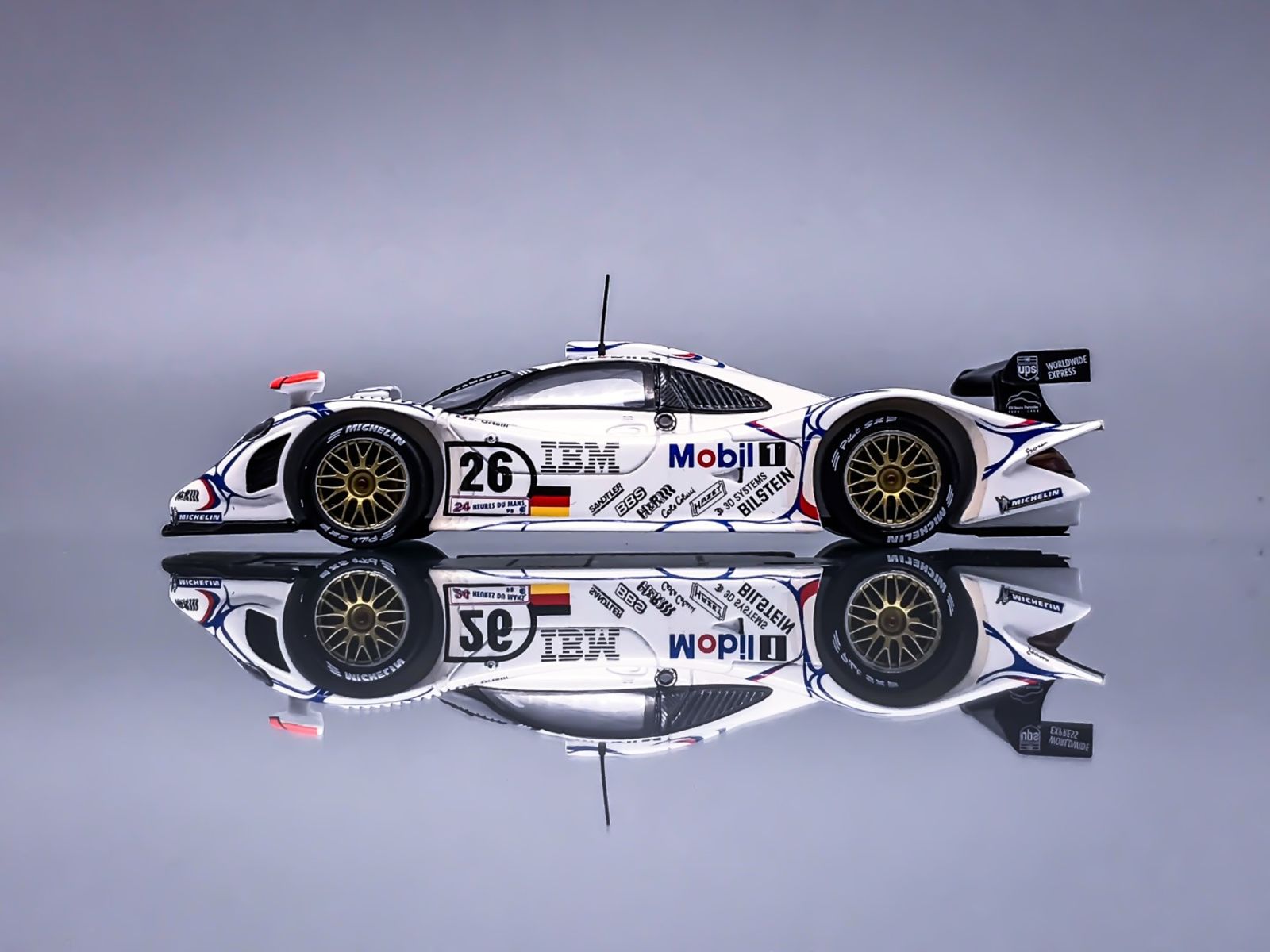 Illustration for article titled Le Mans (Part 3) Porsche GT1