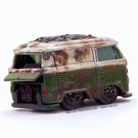Illustration for article titled The Live and Let Die-Cast Customs Review - 9/24 - 9/29/2014