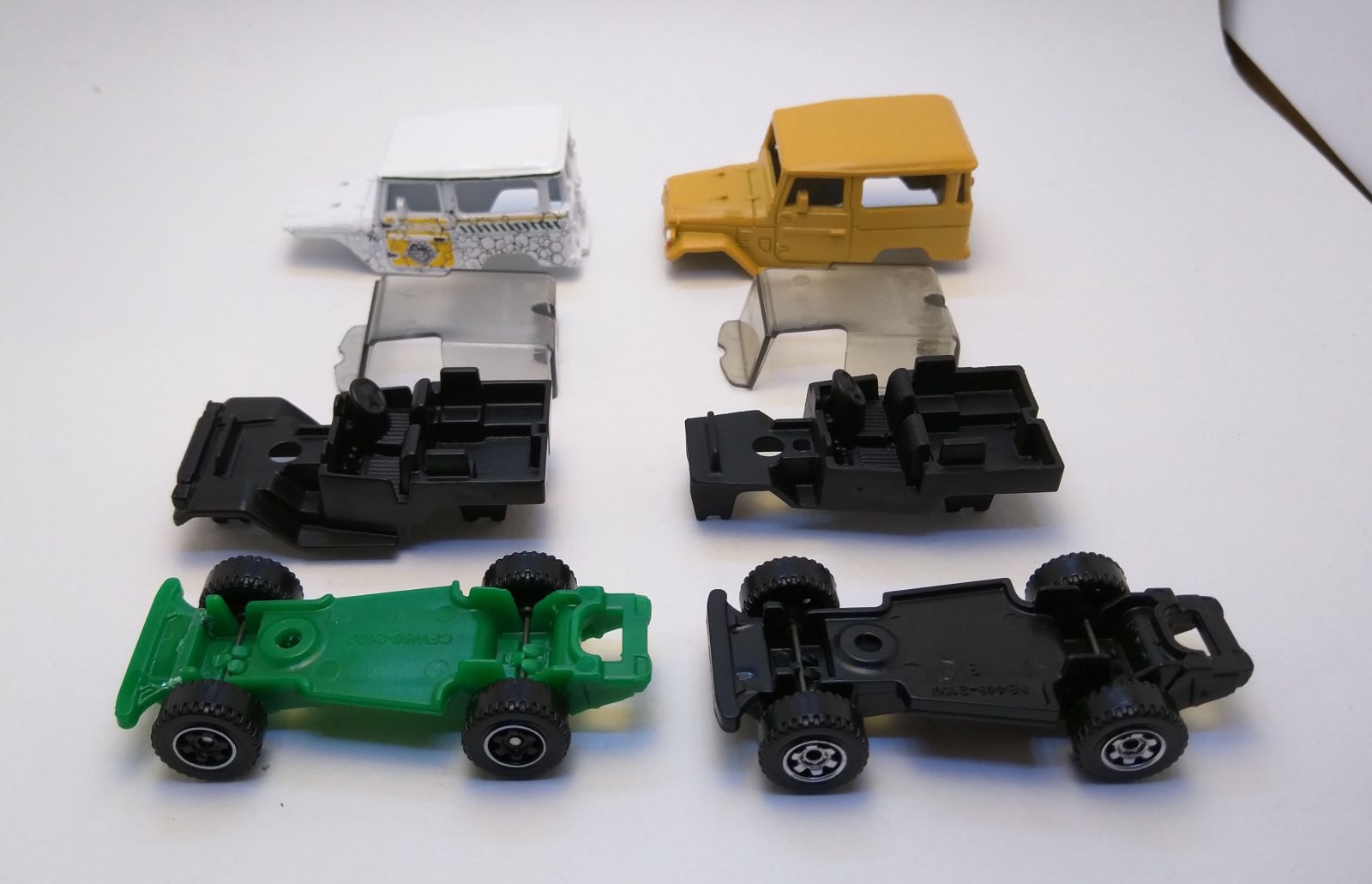 Illustration for article titled The FJ40 Old/New Tool Comparison; or How Matchbox Ruined a Legend