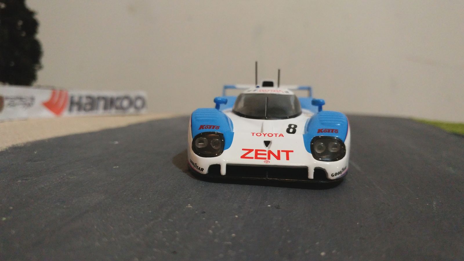 Illustration for article titled French Friday: Toyota TS010 As Raced At Le Mans in 1992