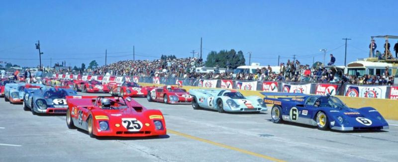 More amazing photos at http://www.sportscardigest.com/1971-sebring-12-hours-race-profile/6/