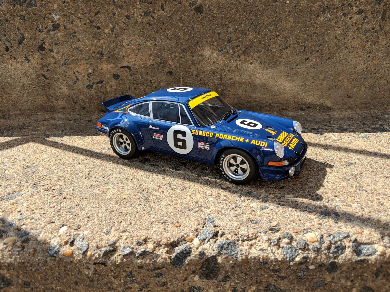 Illustration for article titled Happy Birthday To Me: Sunoco Blue Porsche 911 2.7RSR