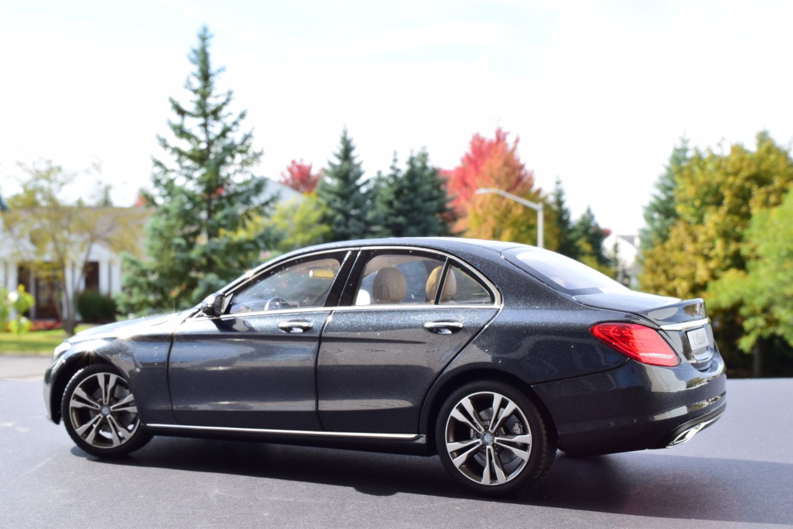 Illustration for article titled Teutonic Tuesday: Mercedes Benz C300